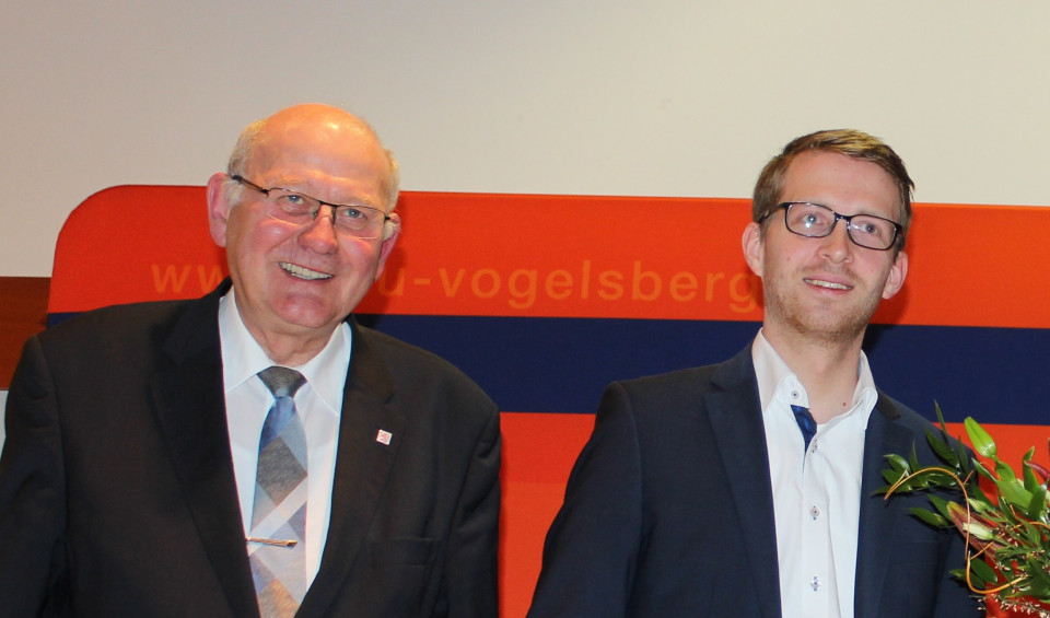 Kurt Wiegel (links) und Michael Ruhl freuen sich ber die Kindergartengebhrenbefreiung